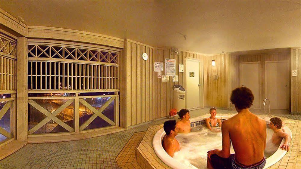 Marketplace Lodge 휘슬러 외부 사진